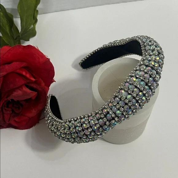 Elegant Silver and Rhinestone Beaded Headband - Picture 3 of 4